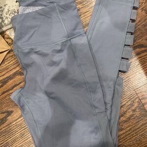 Victoria Sport Leggings Small